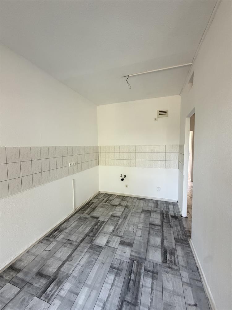 Geräumige 3-Raumwohnung im zentralen Bitterfeld! - Photo 1